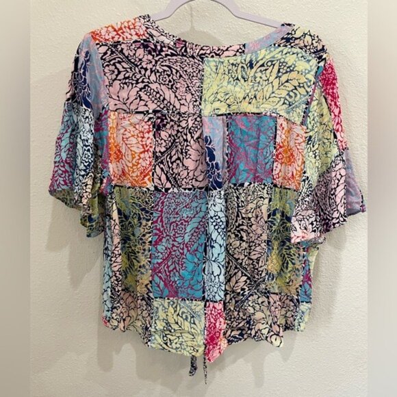 Chico’s Colorful Patchwork Blouse Boho Casual Coastal Button Up Short Sleeve - Picture 6 of 6